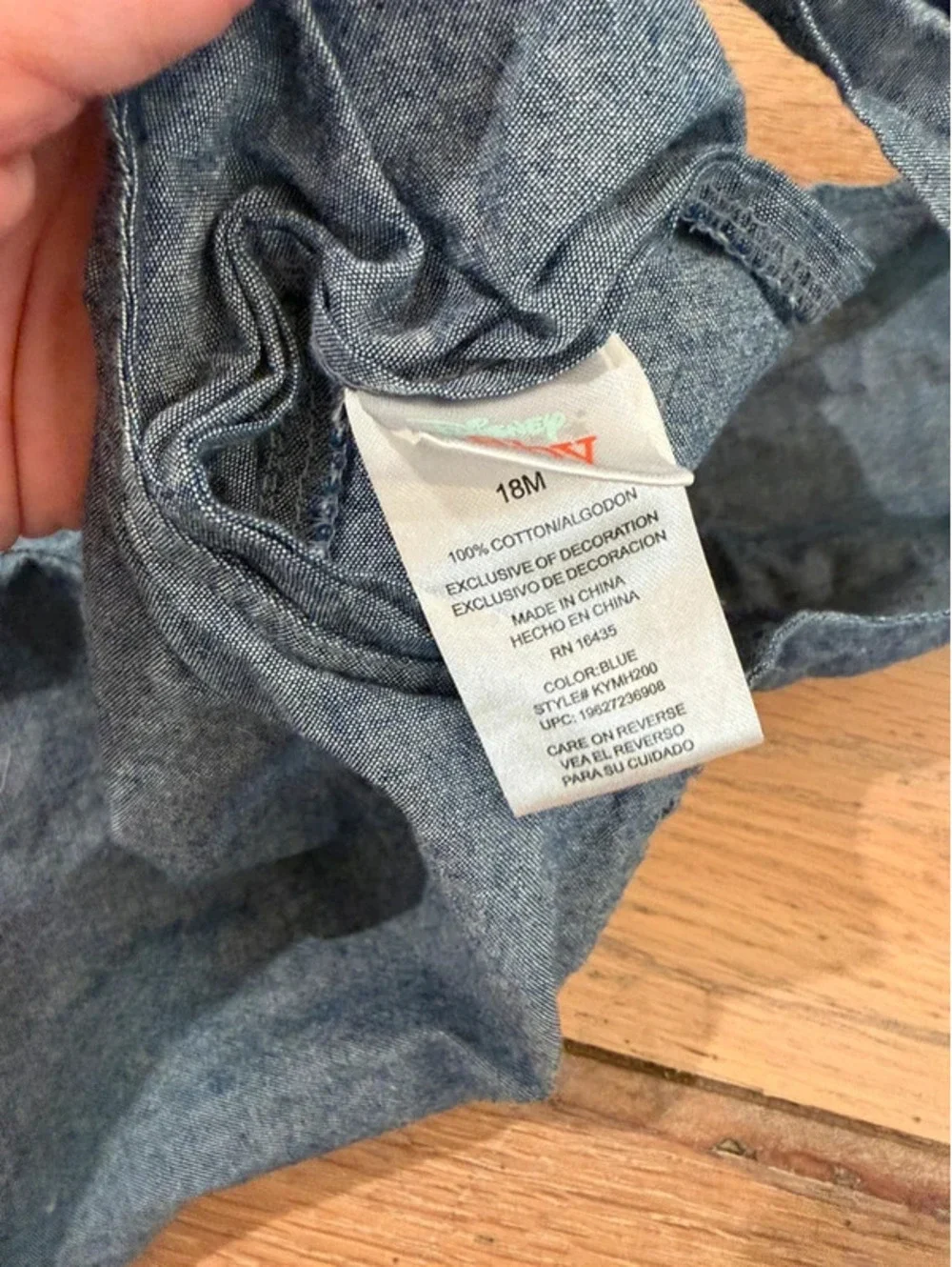 Disney 18 mickey chambray